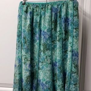 Connected Apparel Women's Skirt Size: Small Lined